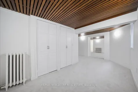 38 Glenrose Avenue Toronto ON M4T 1K4