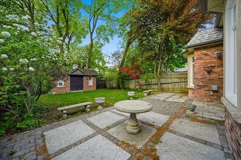 38 Glenrose Avenue Toronto ON M4T 1K4