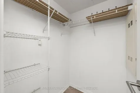 400 Adelaide Street E Toronto ON M5A 4S3