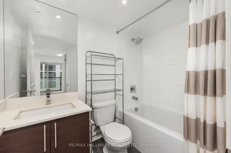 400 Adelaide Street E Toronto ON M5A 4S3