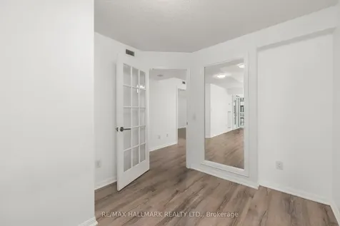 400 Adelaide Street E Toronto ON M5A 4S3