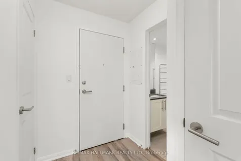 400 Adelaide Street E Toronto ON M5A 4S3