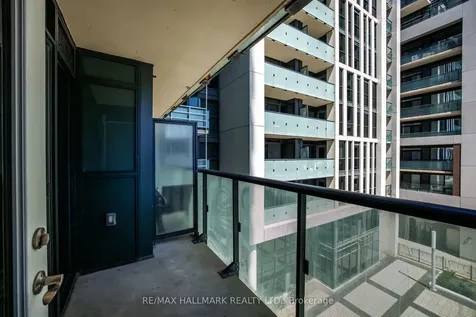 400 Adelaide Street E Toronto ON M5A 4S3