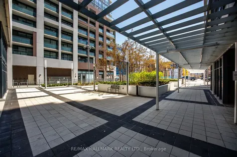 400 Adelaide Street E Toronto ON M5A 4S3