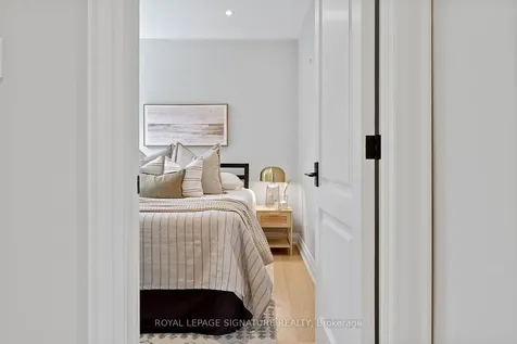 100 Sussex Avenue Toronto ON M5S 1K3