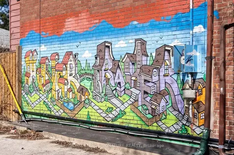 100 Sussex Avenue Toronto ON M5S 1K3