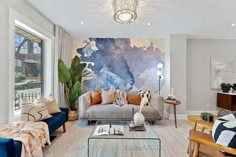 100 Sussex Avenue Toronto ON M5S 1K3
