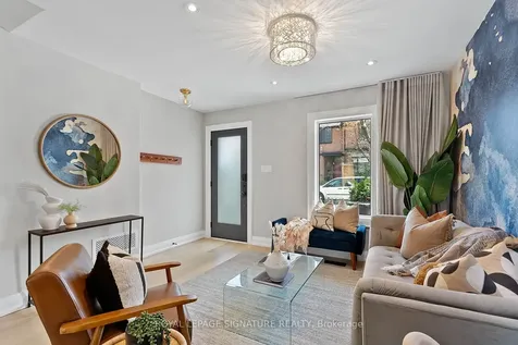 100 Sussex Avenue Toronto ON M5S 1K3
