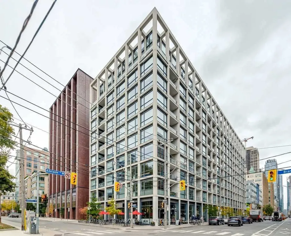 39 Brant Street Toronto ON M5V 0M8