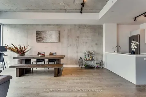 39 Brant Street Toronto ON M5V 0M8