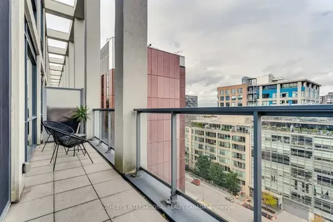 39 Brant Street Toronto ON M5V 0M8