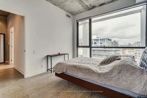 39 Brant Street Toronto ON M5V 0M8