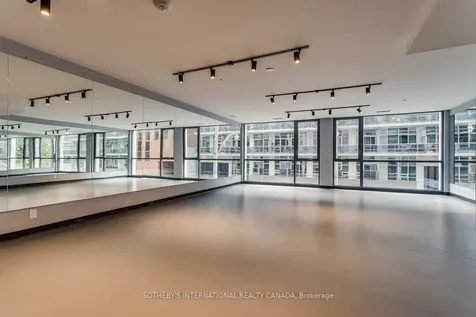 39 Brant Street Toronto ON M5V 0M8