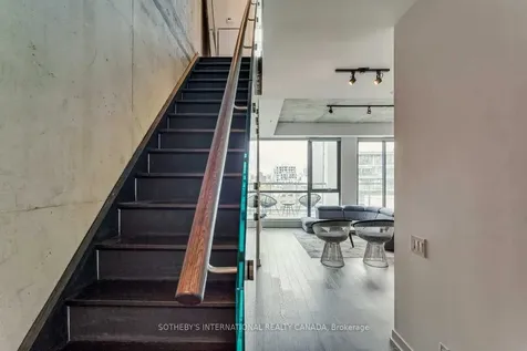 39 Brant Street Toronto ON M5V 0M8