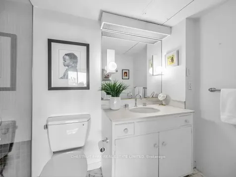 20 Avoca Avenue Toronto ON M4T 2B8