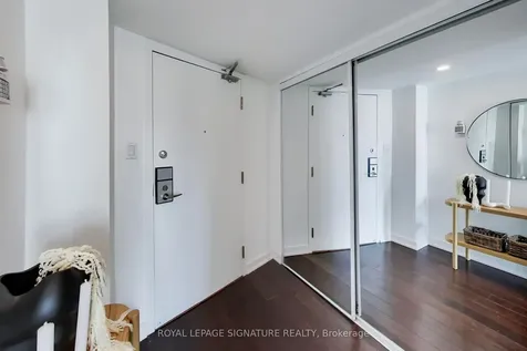650 Queens Quay N/a W Toronto ON M5V 2Y7