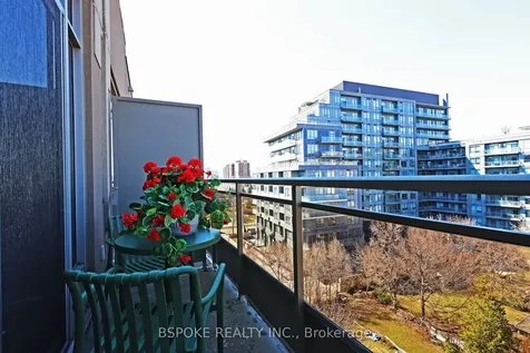 19 Barberry Place Toronto ON M2K 3E3