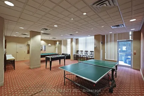 19 Barberry Place Toronto ON M2K 3E3