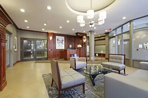 19 Barberry Place Toronto ON M2K 3E3