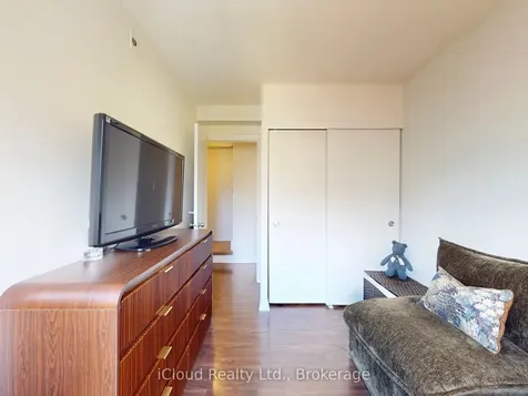 12 Sudbury Street Toronto ON M6J 3W7