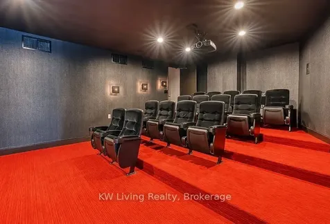 75 Queens Wharf Road Toronto ON M5V 0J8