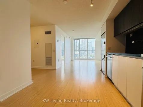 75 Queens Wharf Road Toronto ON M5V 0J8