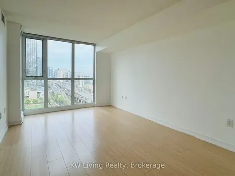 75 Queens Wharf Road Toronto ON M5V 0J8