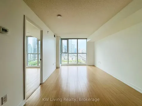 75 Queens Wharf Road Toronto ON M5V 0J8