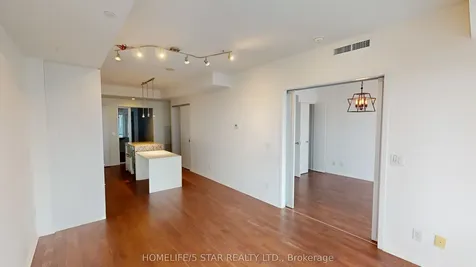 1 Bloor Street E Toronto ON M4W 0A8