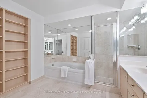 3181 Bayview Avenue Toronto ON M2K 2Y2