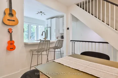 109 Helendale Avenue Toronto ON M4R 1C6