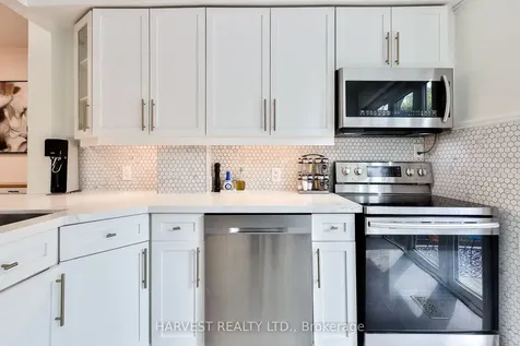 109 Helendale Avenue Toronto ON M4R 1C6