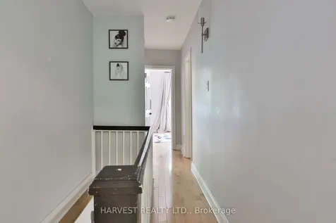 109 Helendale Avenue Toronto ON M4R 1C6