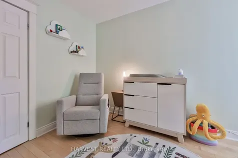 109 Helendale Avenue Toronto ON M4R 1C6