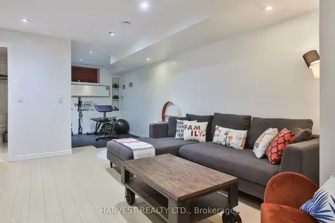109 Helendale Avenue Toronto ON M4R 1C6