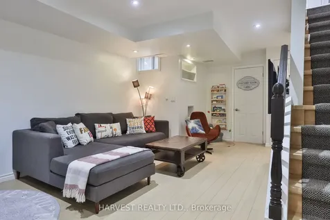 109 Helendale Avenue Toronto ON M4R 1C6
