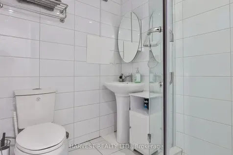 109 Helendale Avenue Toronto ON M4R 1C6