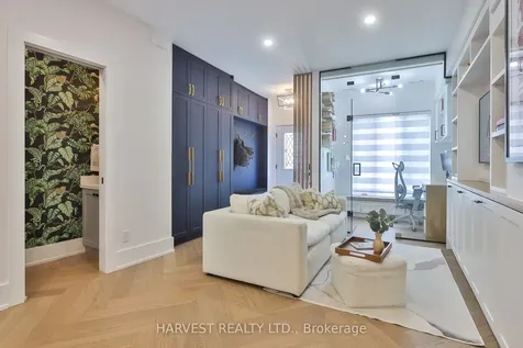 109 Helendale Avenue Toronto ON M4R 1C6