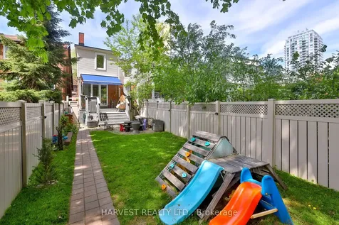 109 Helendale Avenue Toronto ON M4R 1C6