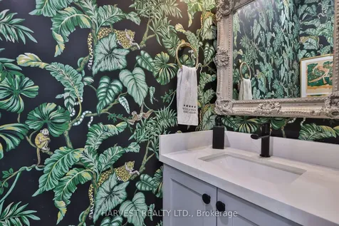 109 Helendale Avenue Toronto ON M4R 1C6