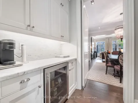 598 Castlefield Avenue Toronto ON M5N 1L8