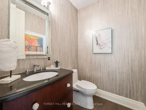 598 Castlefield Avenue Toronto ON M5N 1L8