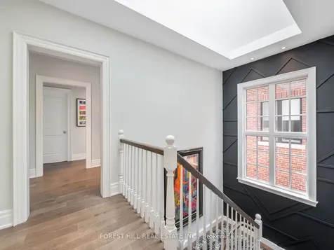 598 Castlefield Avenue Toronto ON M5N 1L8