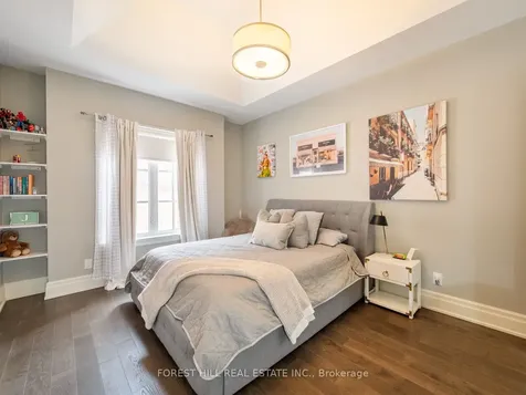 598 Castlefield Avenue Toronto ON M5N 1L8