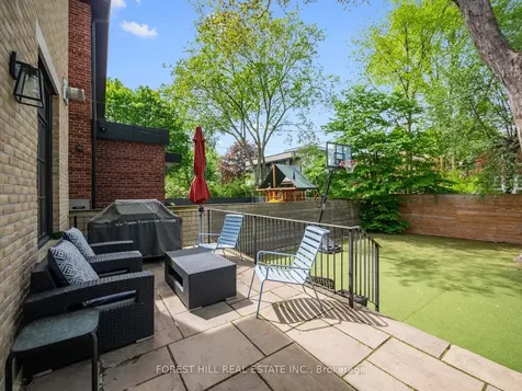 598 Castlefield Avenue Toronto ON M5N 1L8