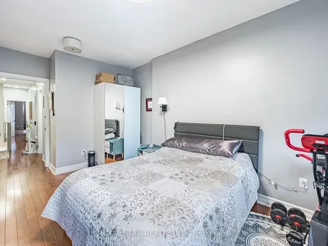74 Montrose Avenue Toronto ON M6J 2T7