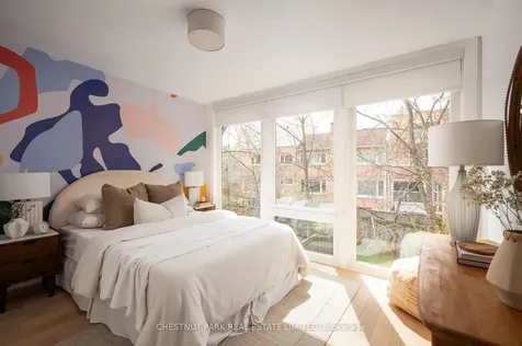 14 Wellesley Avenue Toronto ON M4X 1V3