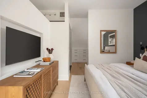 14 Wellesley Avenue Toronto ON M4X 1V3