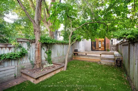 14 Wellesley Avenue Toronto ON M4X 1V3