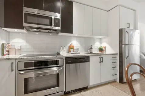 89 Dunfield Avenue Toronto ON M4S 0A4